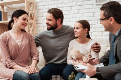 Auxiliar en Asistencia, Problemáticas Familiares y Trabajo Social (Premium con Doble Certificación)